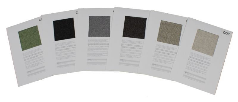 Stoffmusterkarte Cor Gruppe 82 mit verschiedenen Textilmustern in Grün, Schwarz, Grau und Beige.